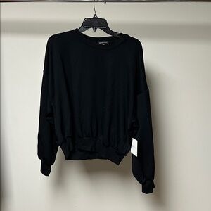 Beyond yoga upper east cropped sweatshirt black
